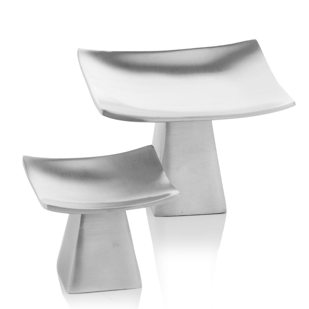 HomeRoots Set of 2 Mod Matte Silver Pedestal Candle Holders