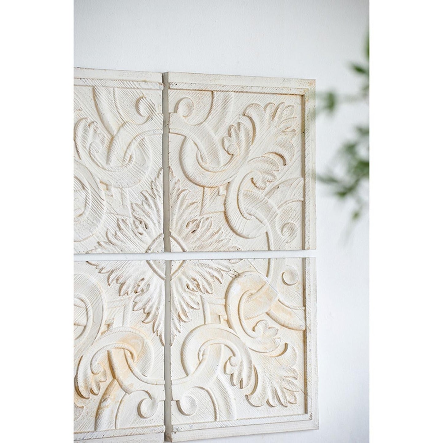 HomeRoots Set of 4 Whitewashed Arabesque Carved Wall Art