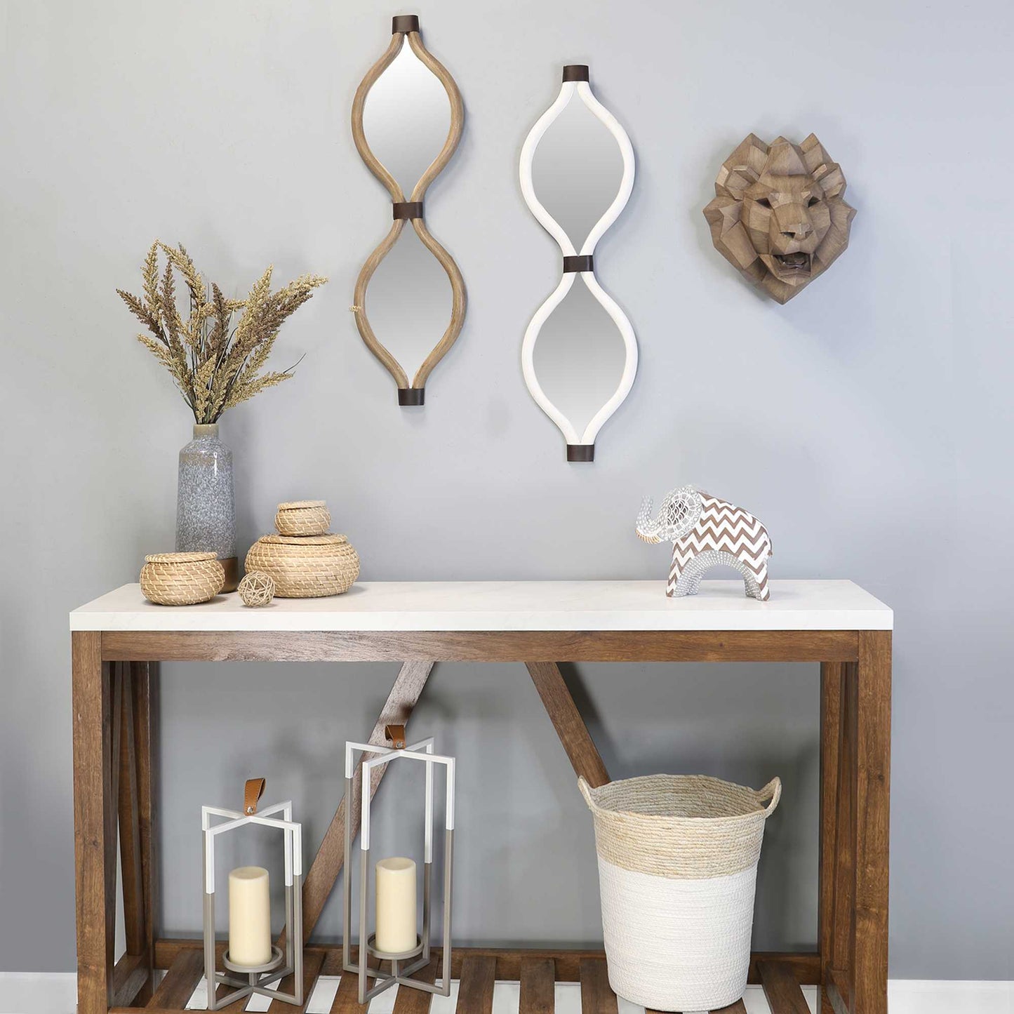 HomeRoots White Metal Teardrop Framed Wall Mirror