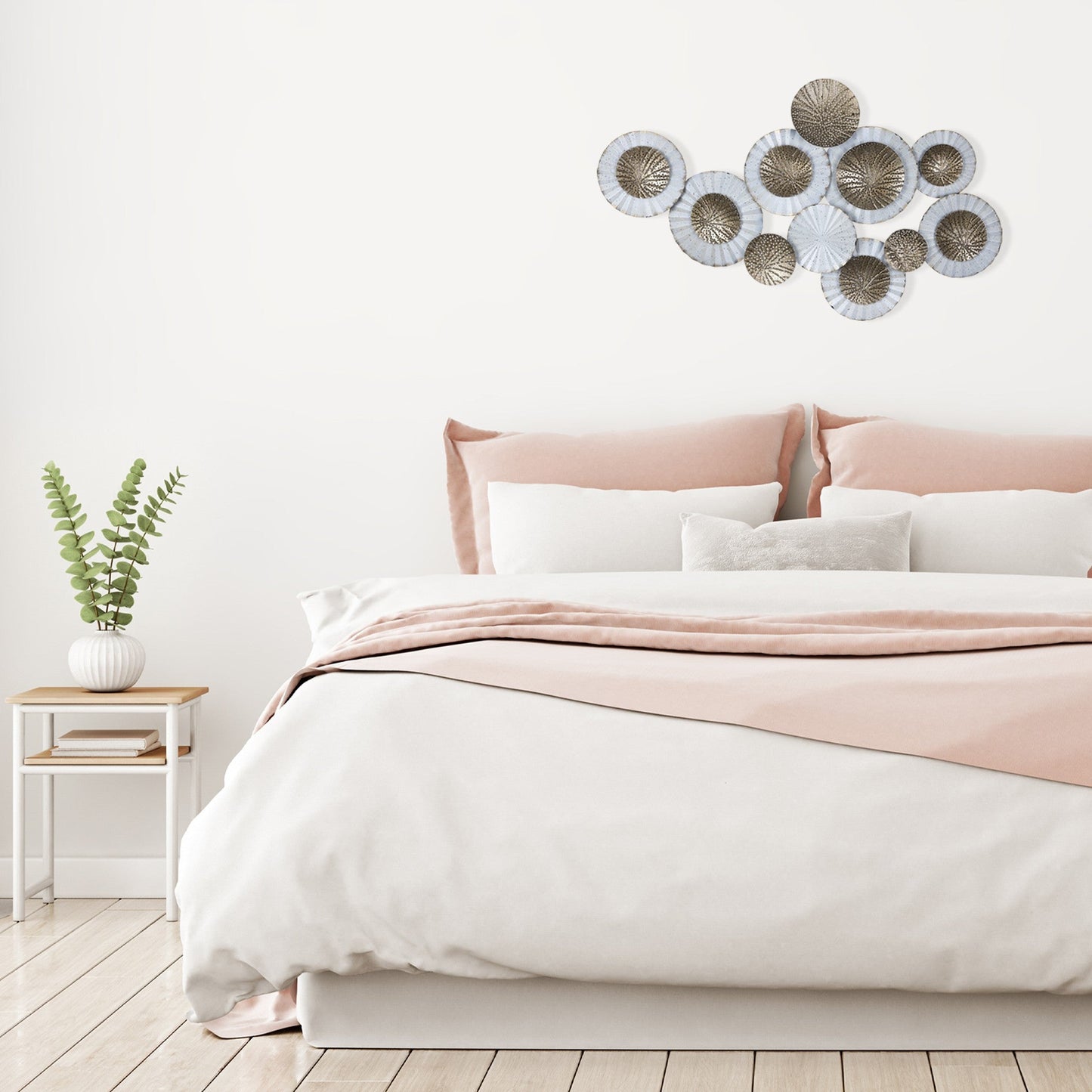 HomeRoots White and Gold Metal Plate Wall Decor