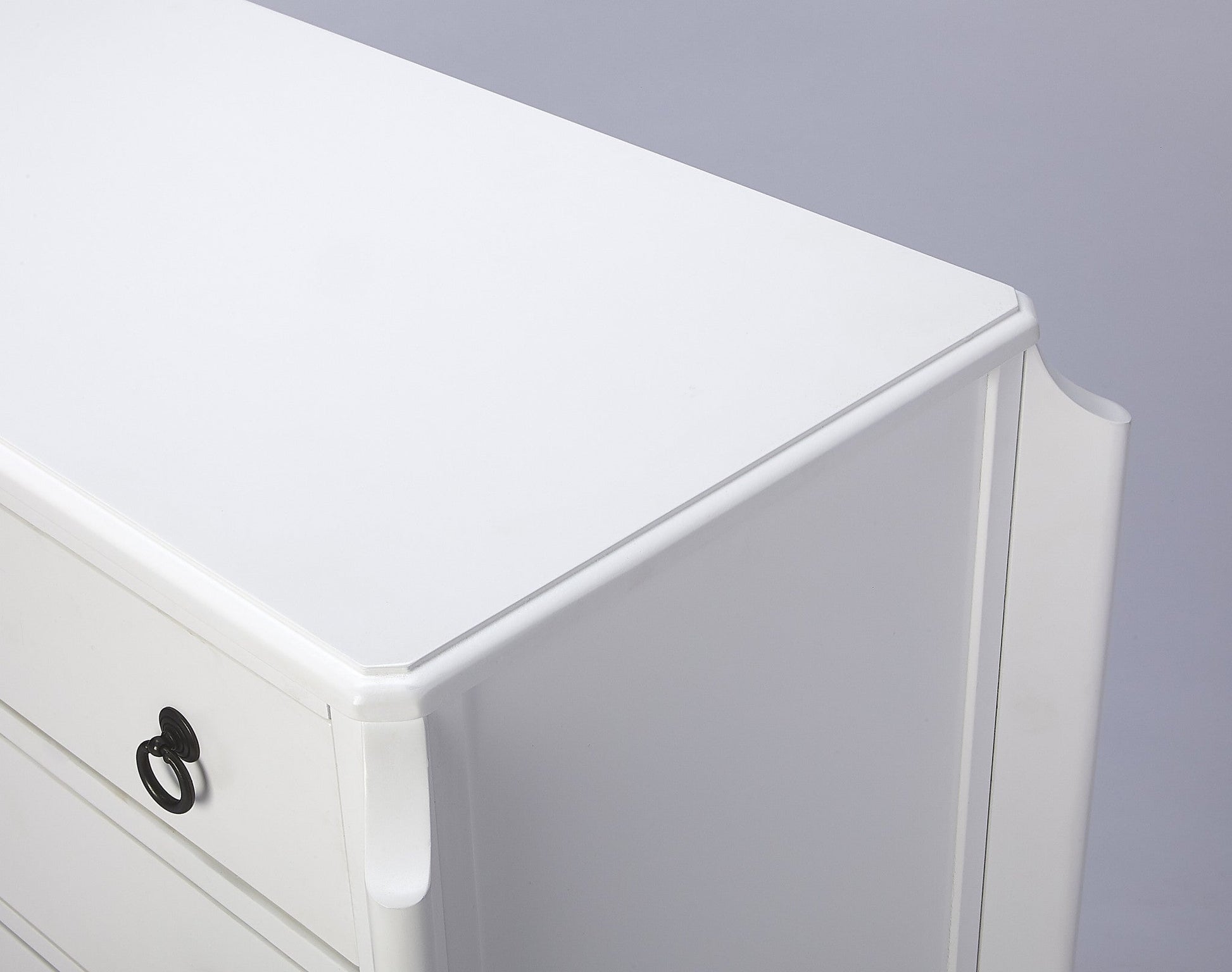 HomeRoots Wilshire Accent Chest in Glossy White Finish