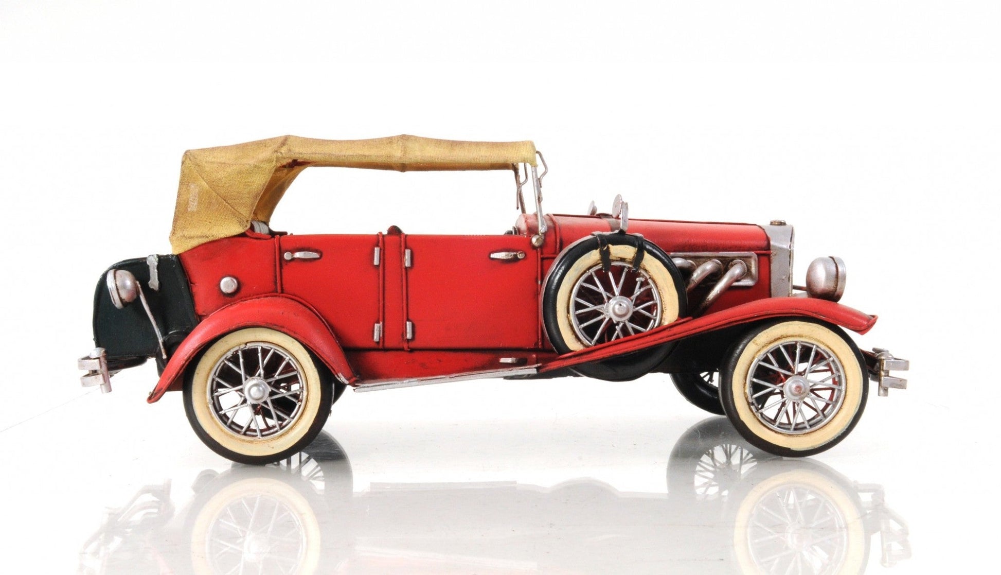 HomeRoots c1933 Vintage Red Duesenberg Model J Sculpture
