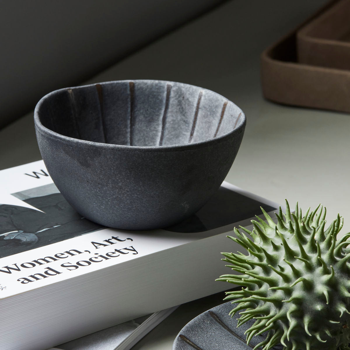 House Doctor Bowl, HD Suns, Dark Brown