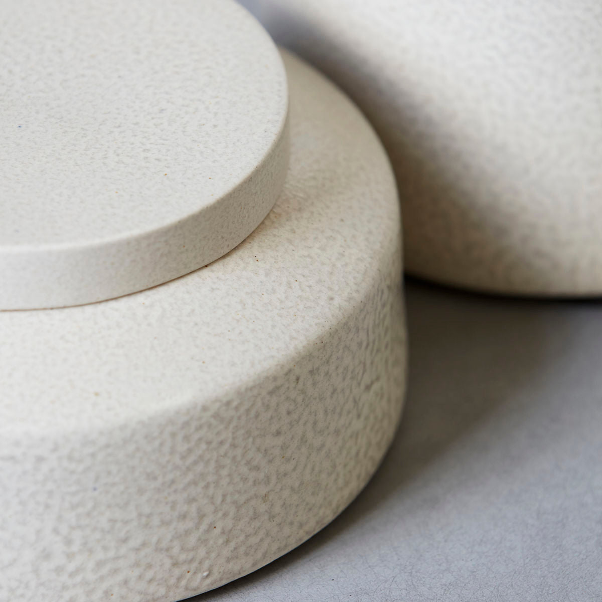 House Doctor Kala Storage With Lid in Light Grey Finish