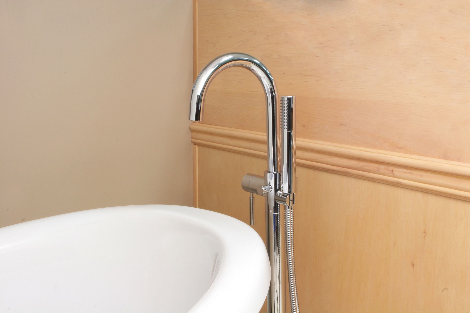 Huntington Brass Euro Polished Chrome Freestanding Tub Filler Faucet
