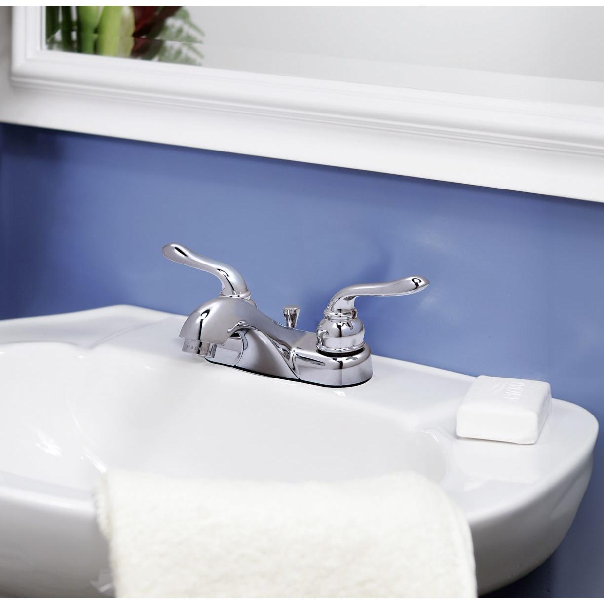 Huntington Brass Isabelle Polished Chrome Center Set Bathroom Faucet