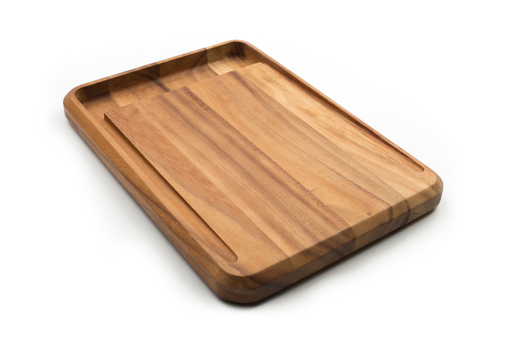 https://kitchenoasis.com/cdn/shop/files/Ironwood-Gourmet-Acacia-Wood-Big-Catch-Cutting-Board-3.jpg?v=1699332637&width=1946