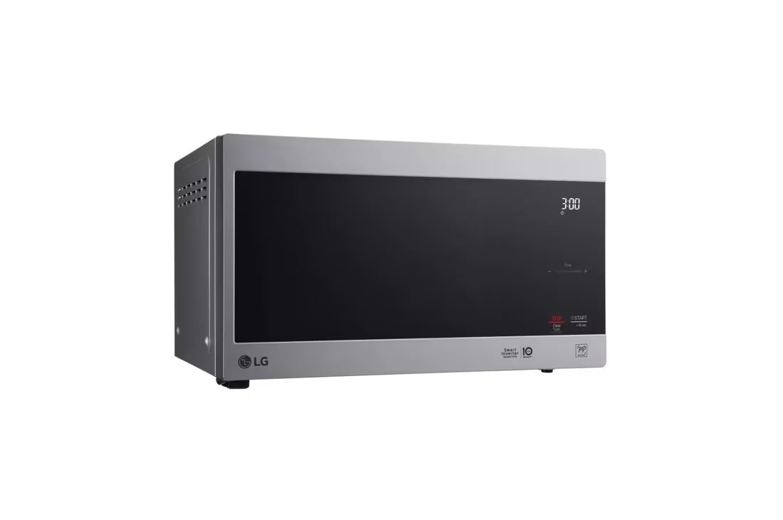 LG LMC0975ST 0.9 cu. ft. Countertop Microwave With Smart Inverter And Easyclean®