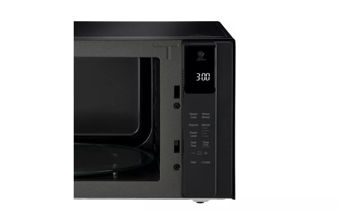 LG LMC1575BD 1.5 cu. ft. Countertop Microwave With Smart Inverter And Easyclean®