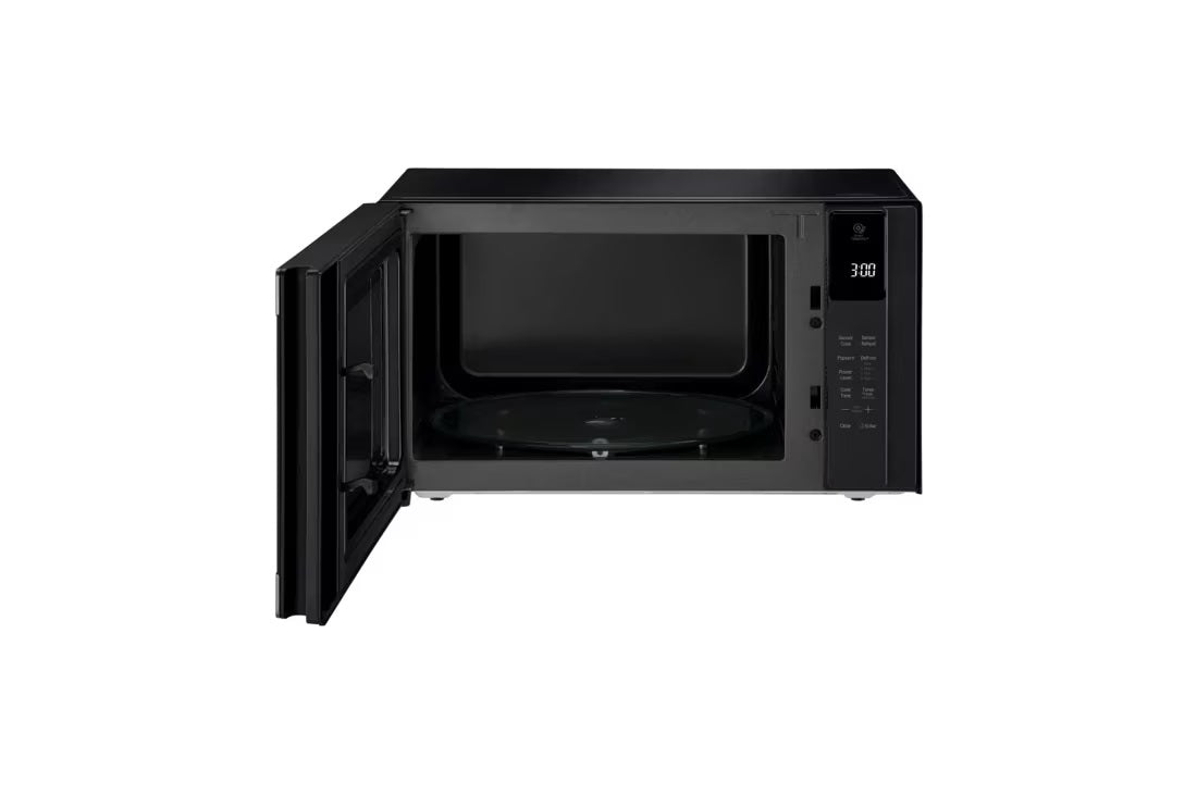 LG LMC1575BD 1.5 cu. ft. Countertop Microwave With Smart Inverter And Easyclean®