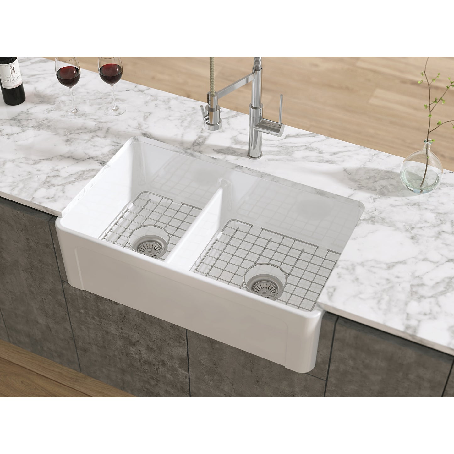 LaToscana 33" White Double Bowl Farmhouse Reversible Fireclay Rectangular Kitchen Sink