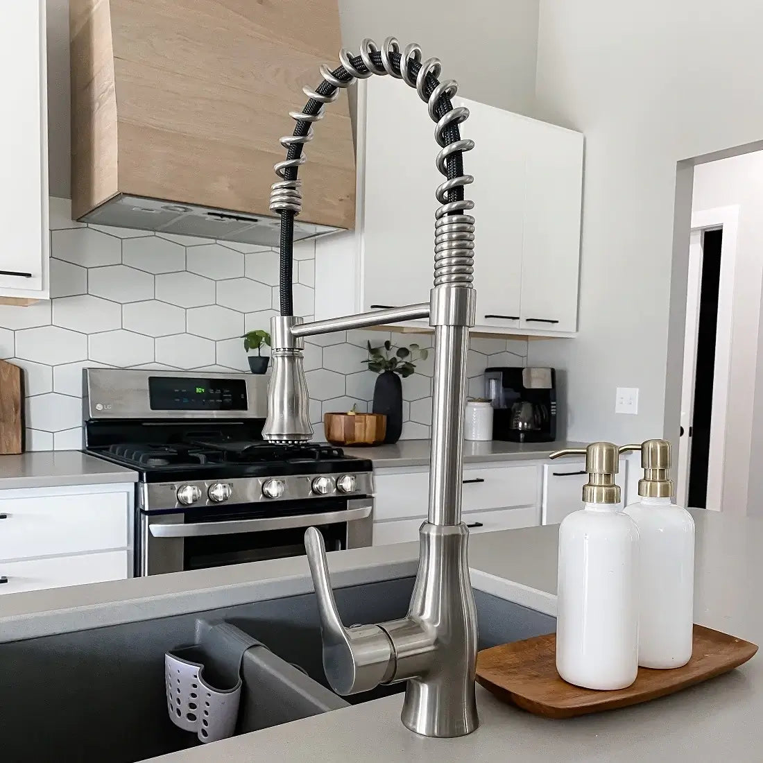 Lulani Bora Bora Brushed Nickel 1.8 GPM Single Handle 3-Function Pull-Down Spray Head 360 Swivel Spout Faucet With Baseplate