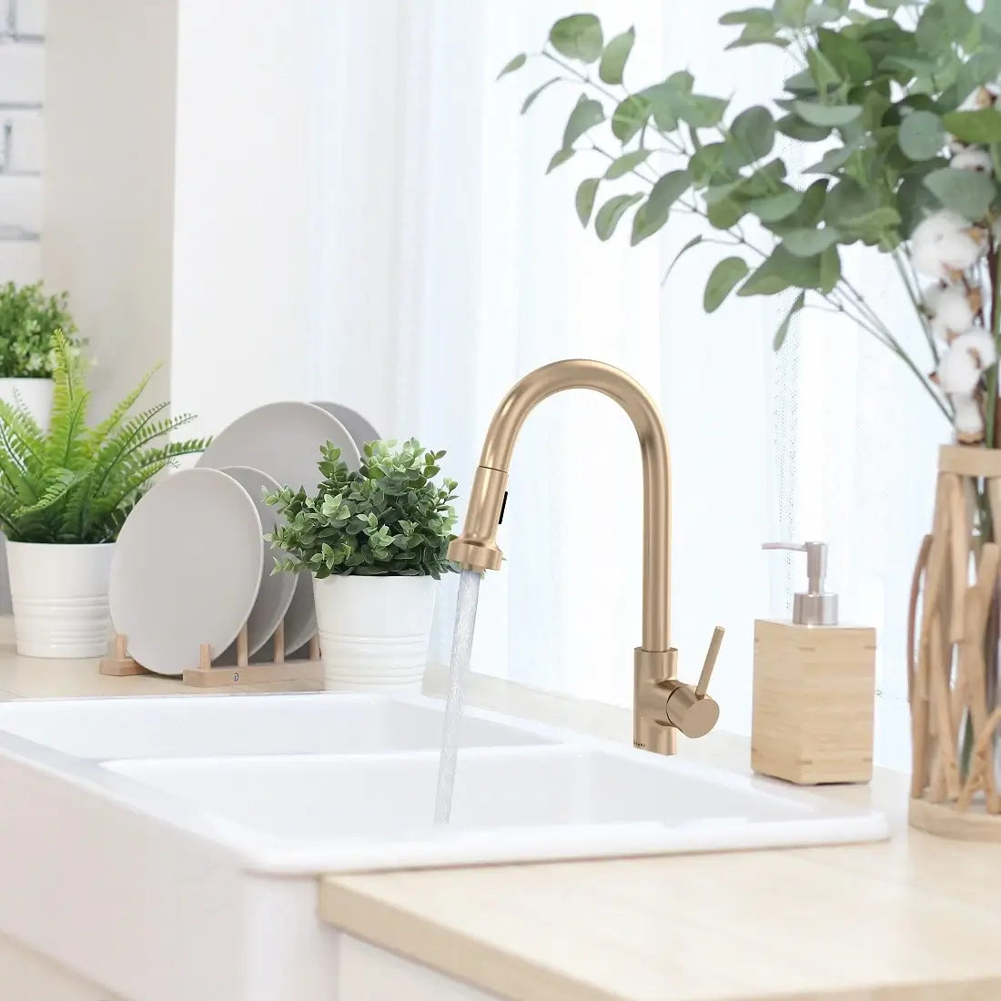 Lulani St. Lucia Brushed Nickel 1.8 GPM 360-Degree Swivel Spout Pull-Down Faucet