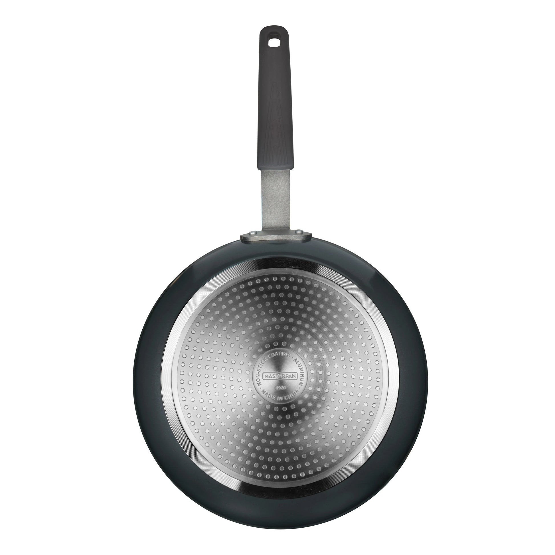 https://kitchenoasis.com/cdn/shop/files/MASTERPAN-Chefs-Series-11-4-Layer-Ceramic-Re-Enforced-Non-Stick-Cast-Aluminum-Frying-Pan-and-Skillet-With-Riveted-Stainless-Steel-Handle-and-Removable-Silicone-Handle-Cover-4.webp?v=1685839954&width=1946