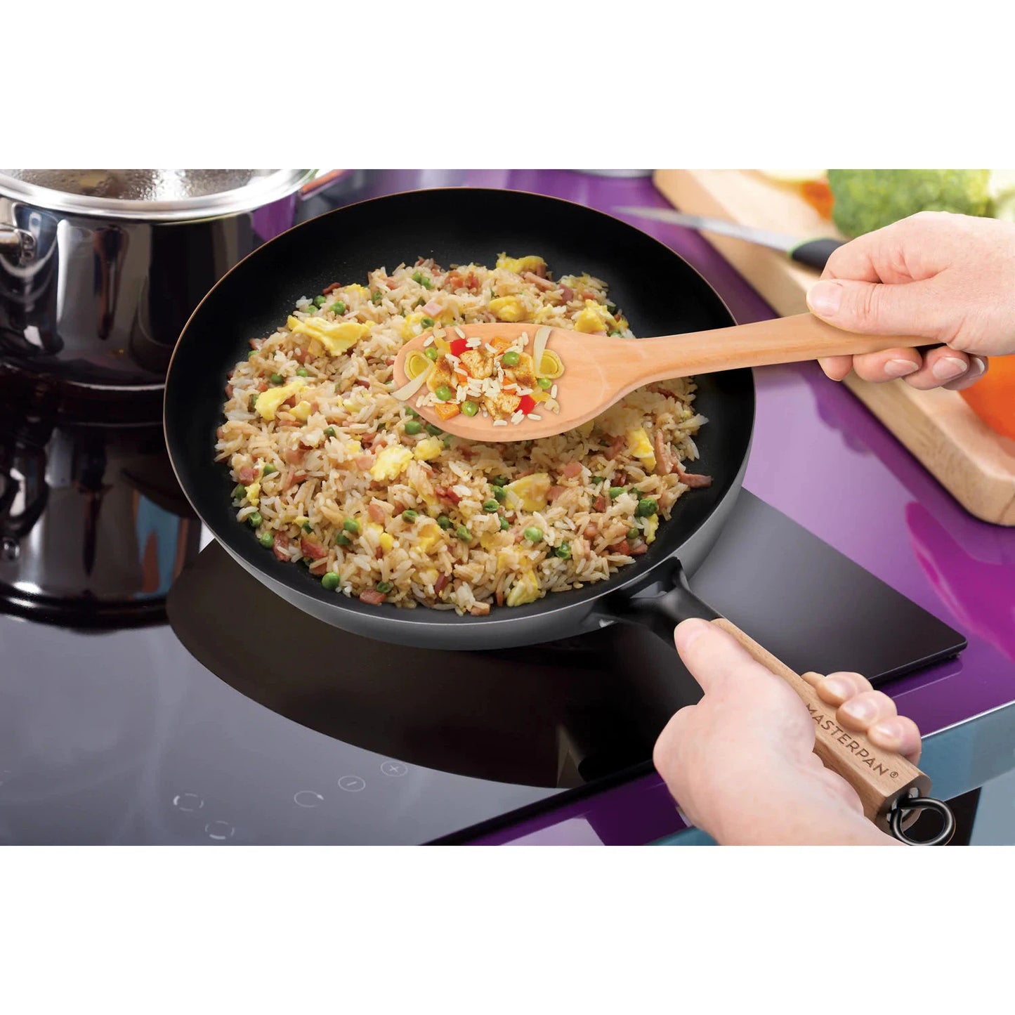 MASTERPAN Classico Series 12” Carbon Steel Wok With Glass Lid and Wooden Utensils, Non-stick Flat Bottom Asian Stir-Fry Cookware With Wooden Handle
