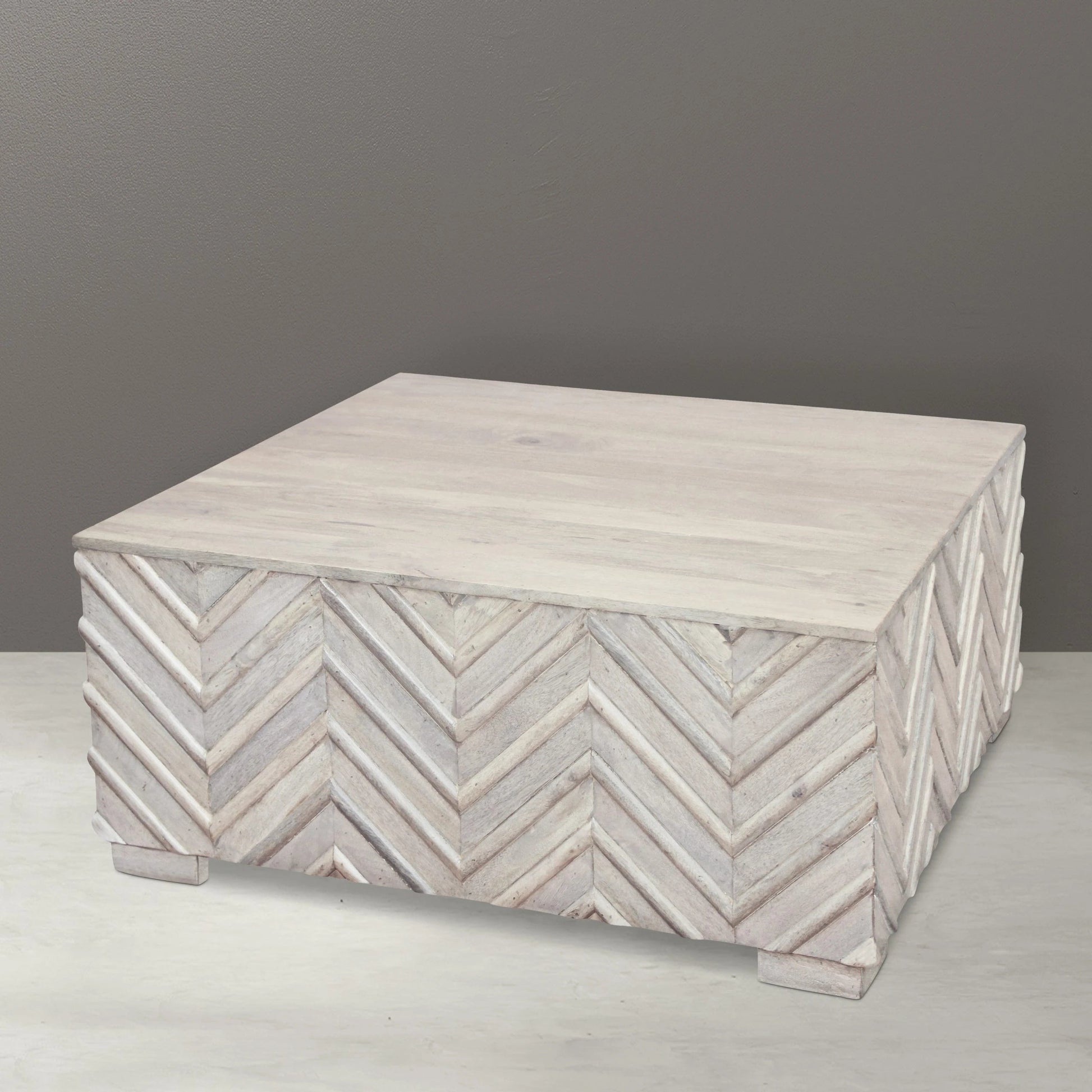 Meva Ziggy 18" White Wash Solid Mango Wood Cocktail Table