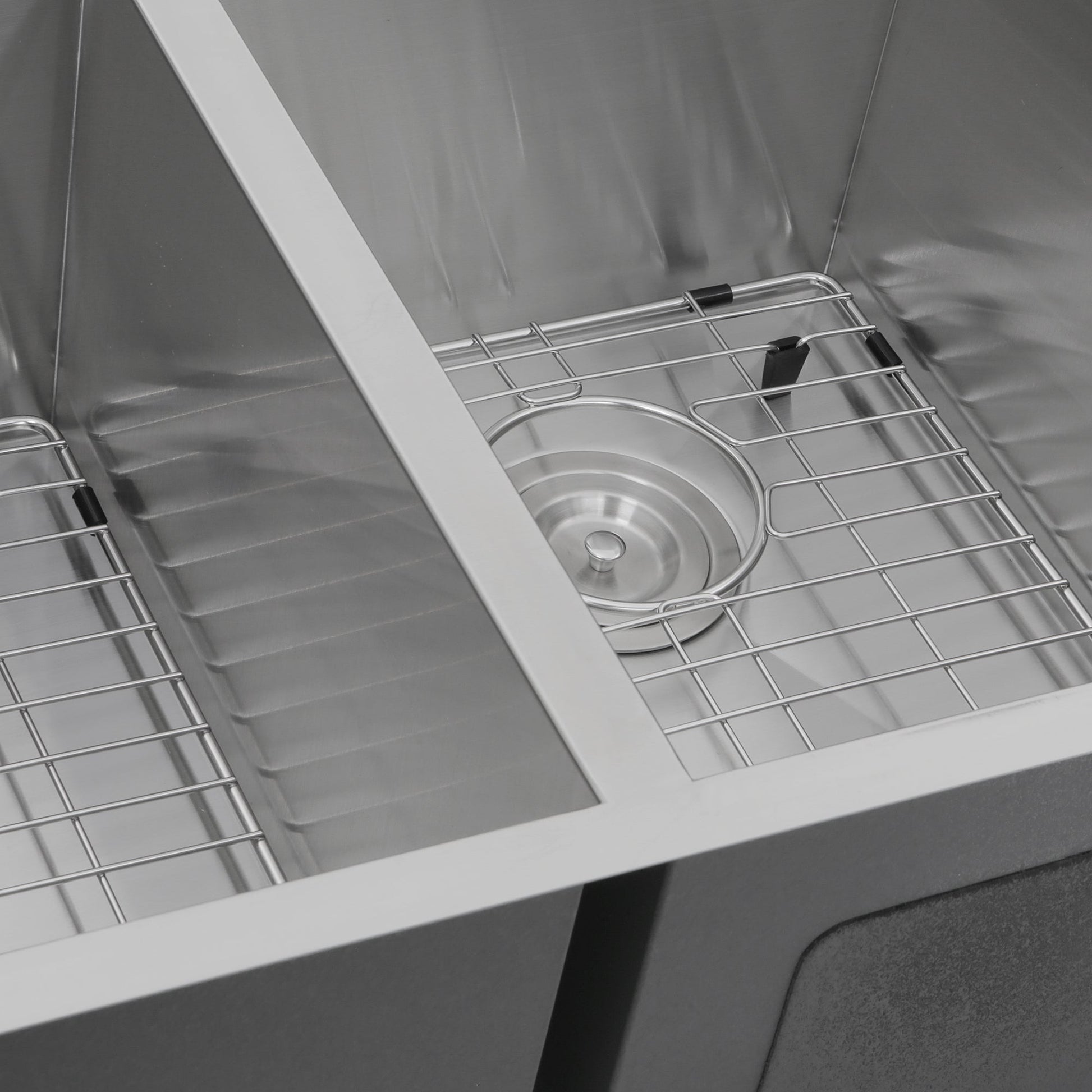Nantucket Sinks Pro Series 32" Rectangle Undermount Brushed Satin Silver 304 Stainless Steel 55/45 Offset Double Bowl Zero Radius Kitchen Sink