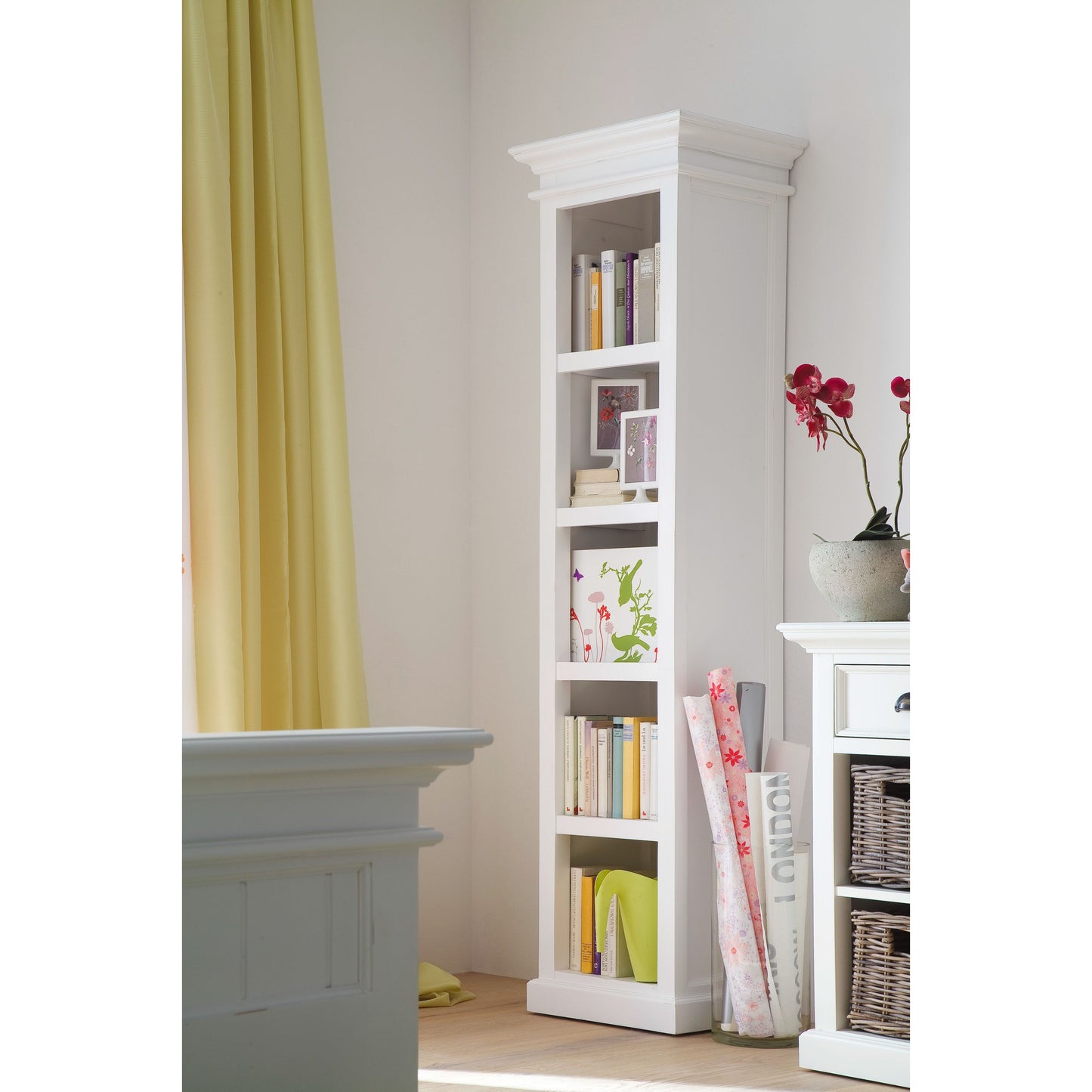 NovaSolo Halifax 20" Classic White Mahogany Bookshelf Cabinet With 5 Shelves