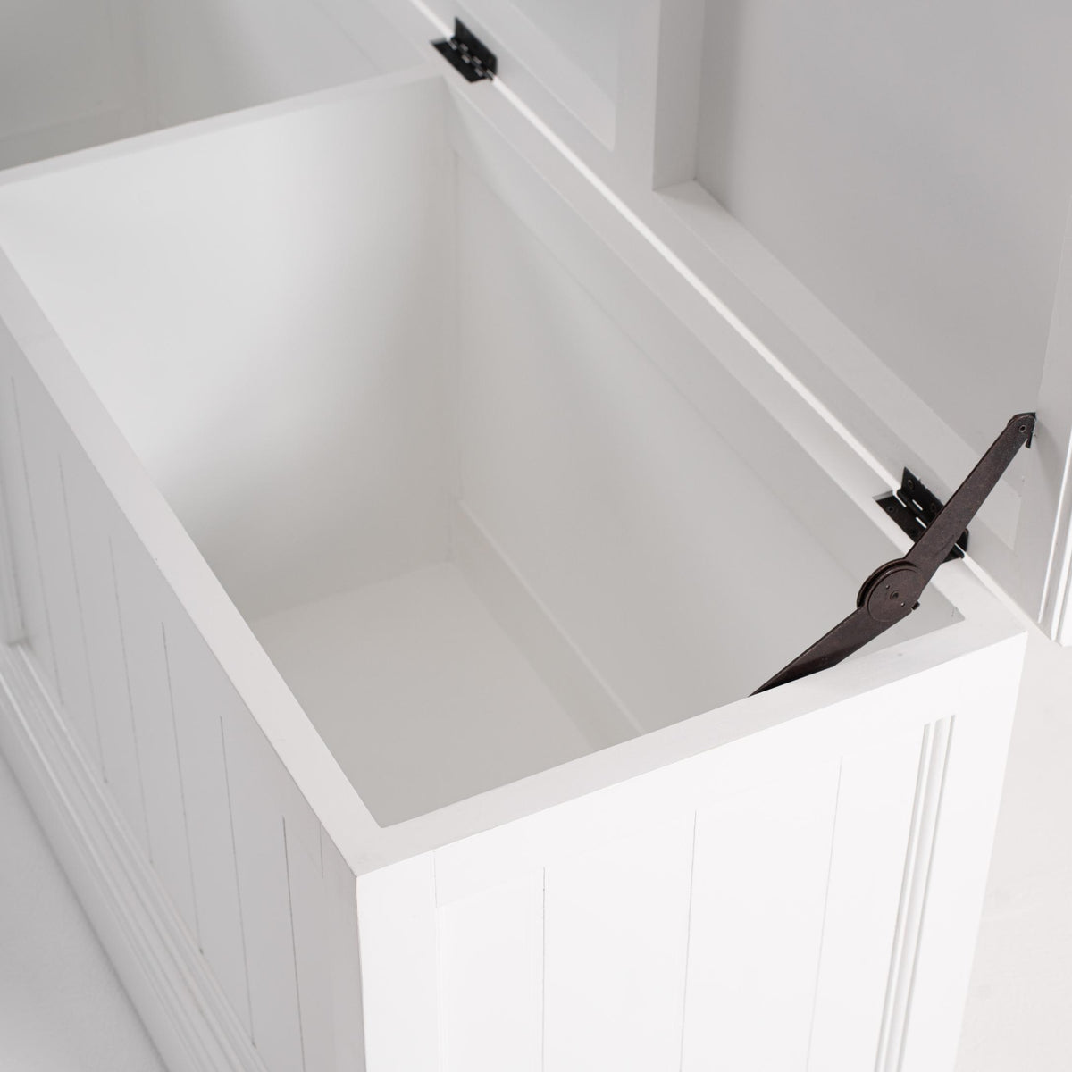 NovaSolo Halifax 55" Classic White Mahogany Storage Chest