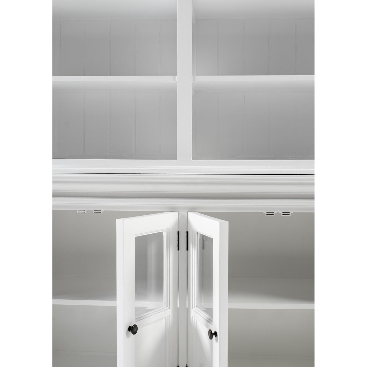 NovaSolo Halifax 57" Classic White Hutch Cabinet Unit With 4 Bevelled Glass Doors