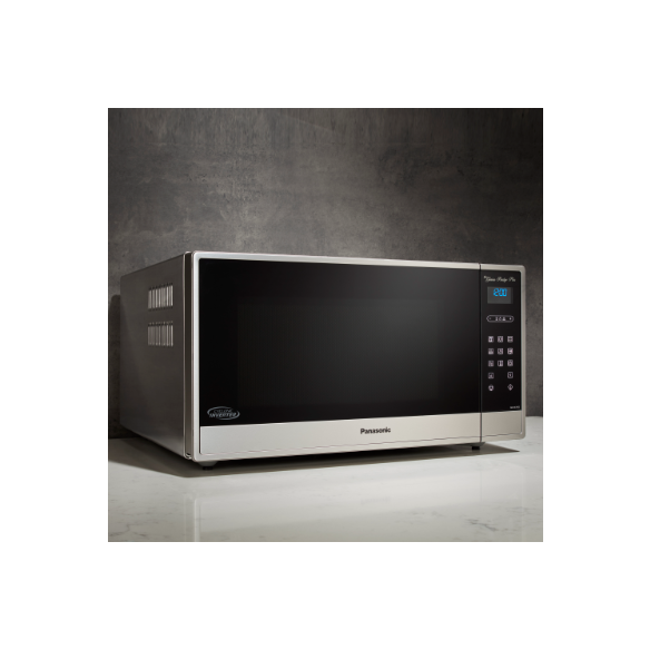 Panasonic 1.6 Cu. Ft. 1250W Microwave With Cyclonic Wave Inverter