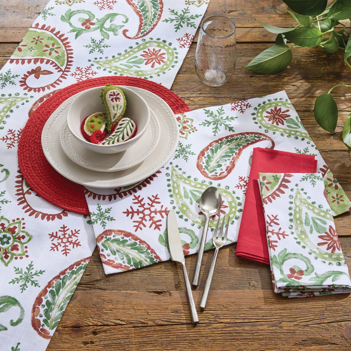 Park Designs A Very Paisley Holiday Placemat - Set of 12