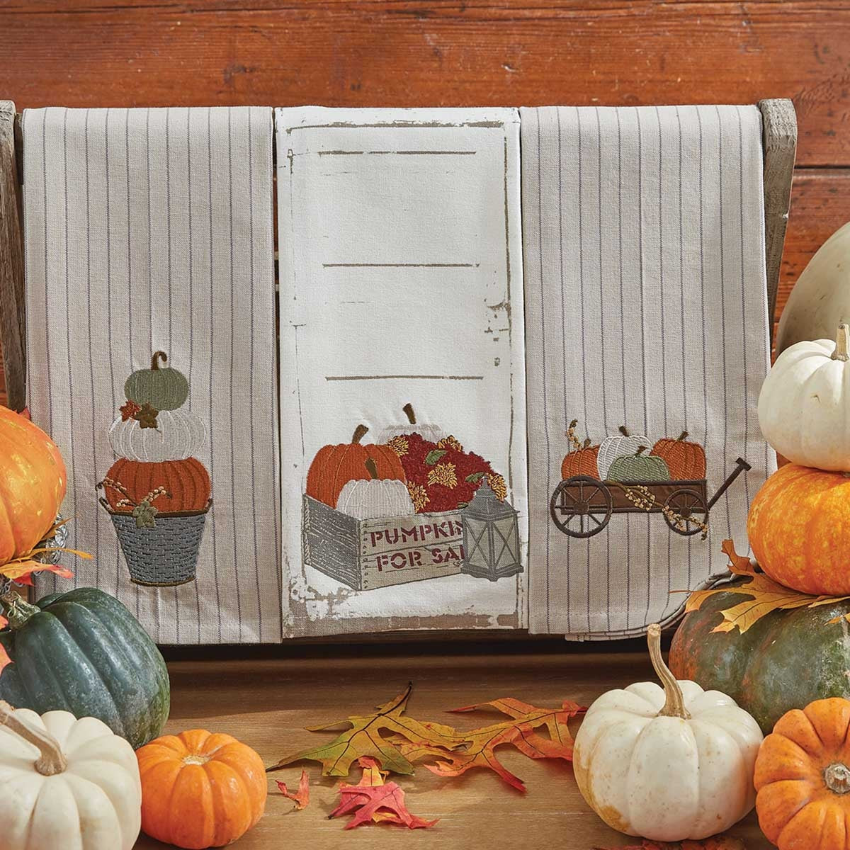 Park Designs Crate And Pumpkins Embroidered Dishtowel