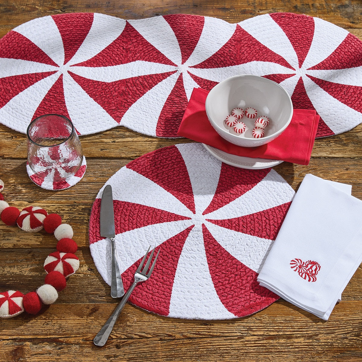 Park Designs Peppermint Candy Print Braid Placemat 15" Dia - Set of 12