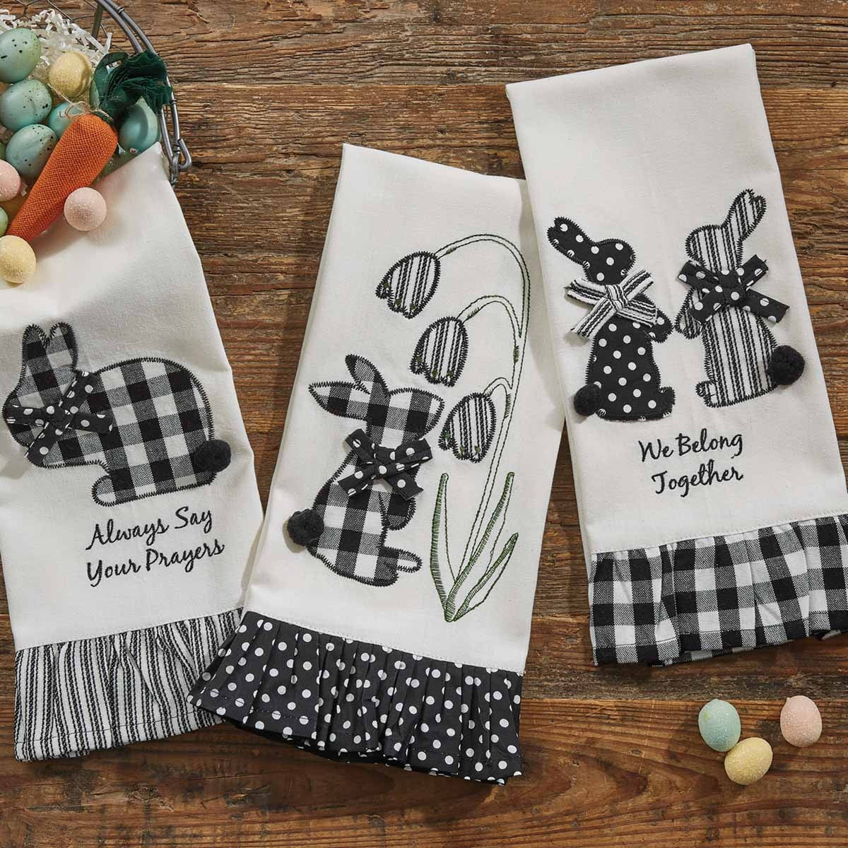 Park Designs Silver Bells And Bunny Tails Applique Dishtowel - Set of 2