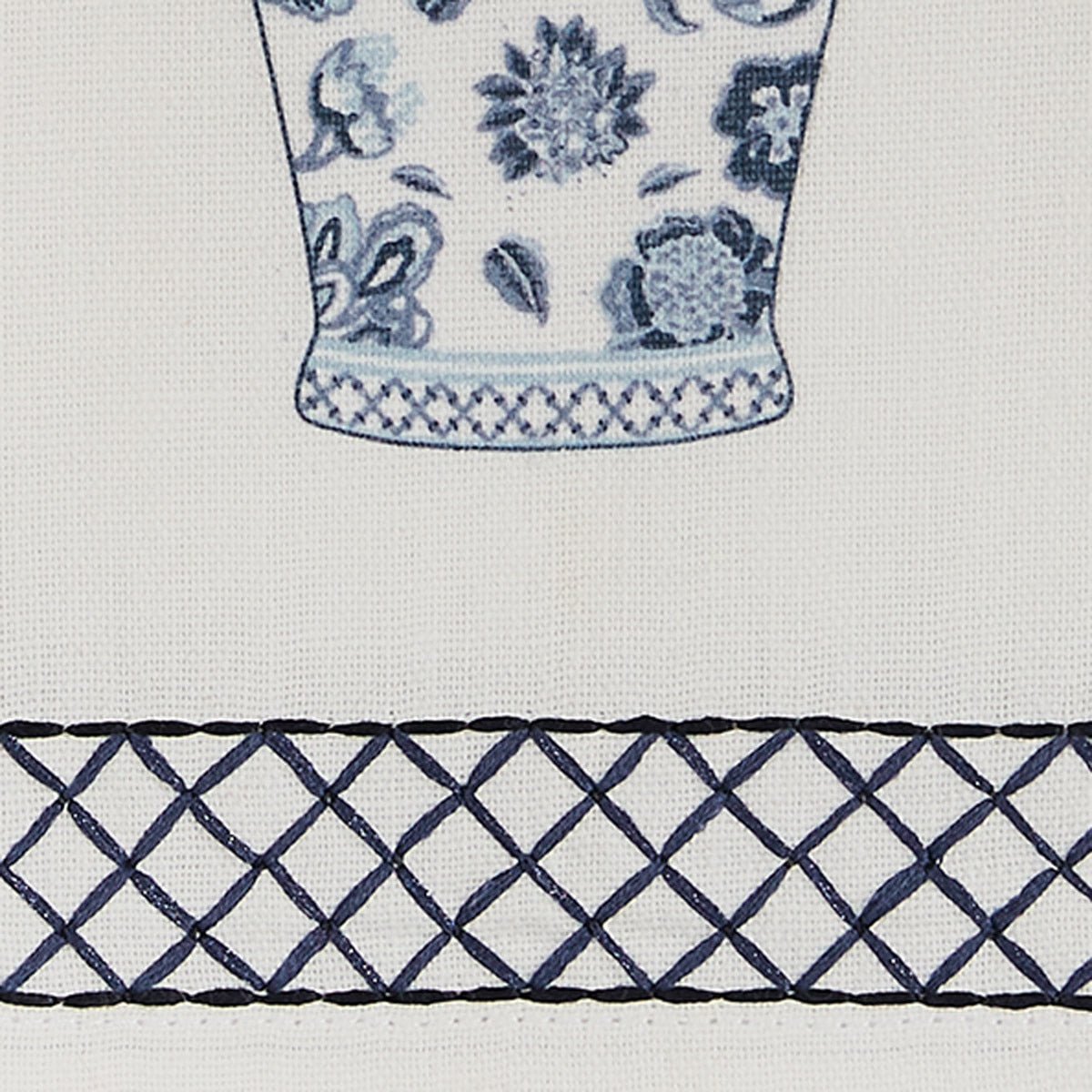 Park Designs Williamsburg Chinois Temple Jar Dishtowel - Set of 2