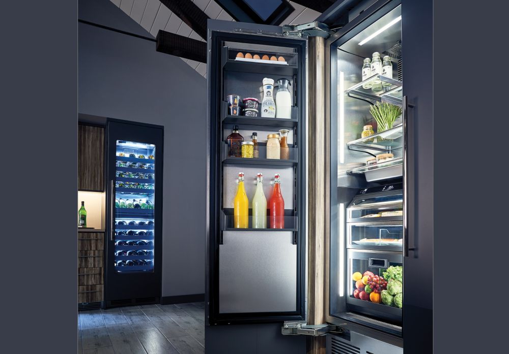 Perlick 24" Column Refrigerator Solid Overlay Ready Hinged Right
