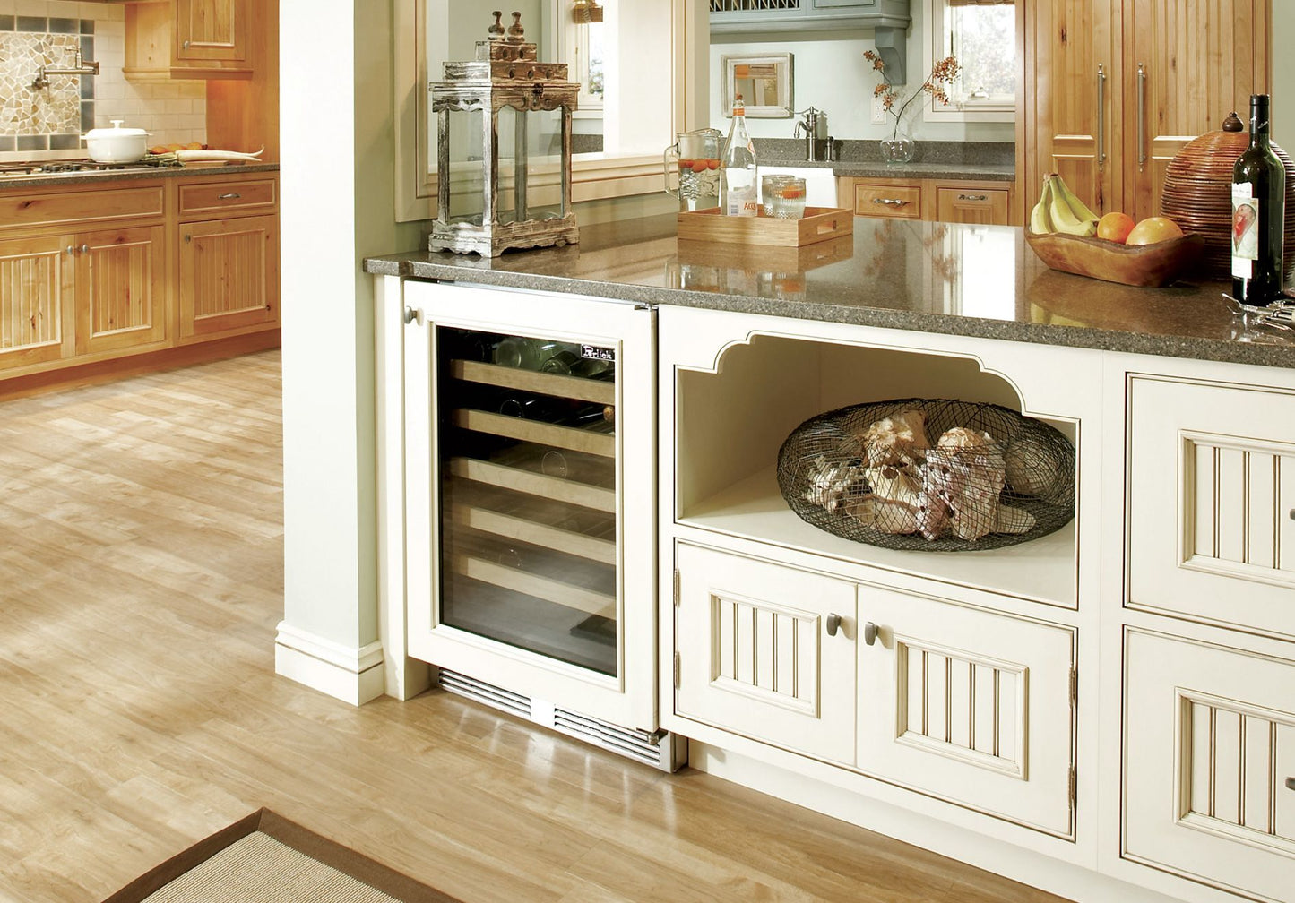 Perlick C-Series 24" Indoor Wine Reserve with Stainless Steel Solid Door Hinge Right with Lock