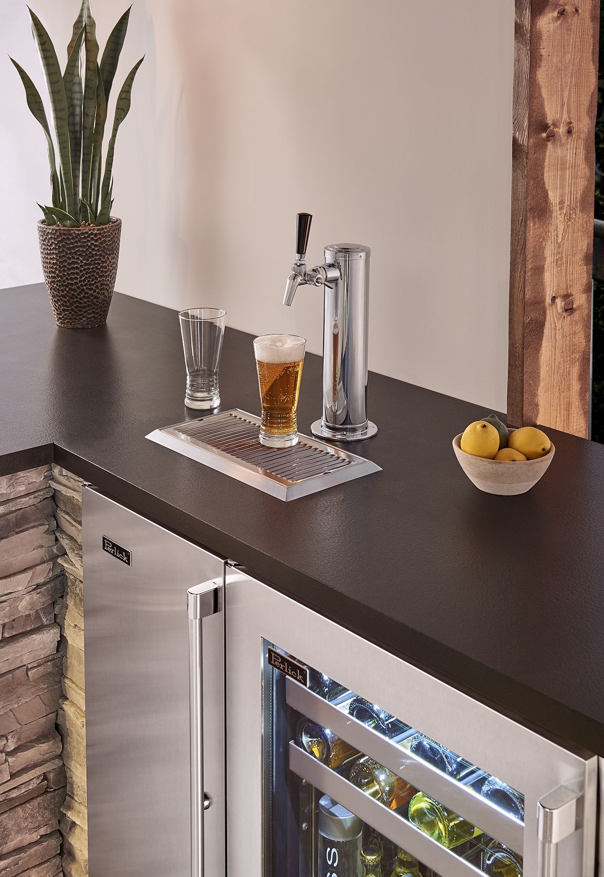 Perlick Signature Series 15" Marine Grade Keg Dispenser with Stainless Steel Solid Door Hinge Right with Lock