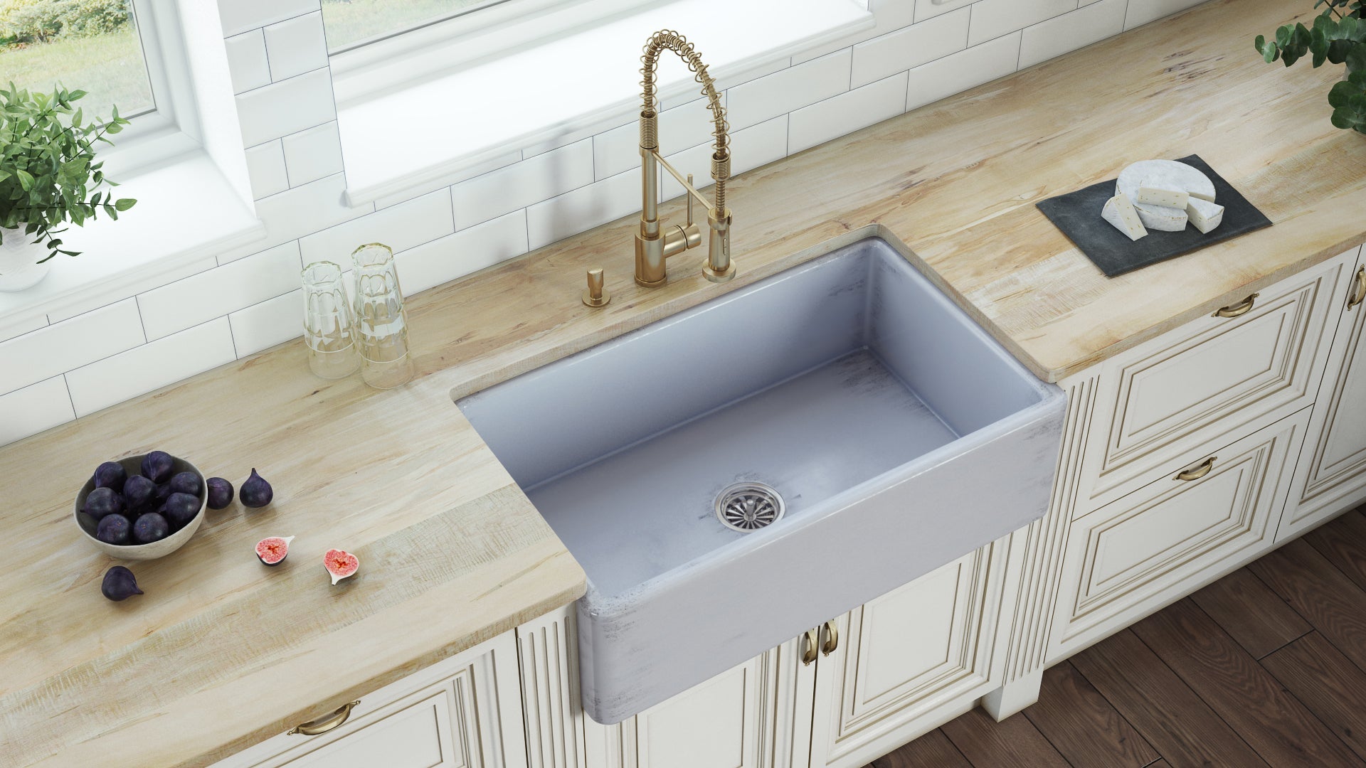 Ruvati Fiamma 33" x 20" Distressed Coastal Blue Single Bowl Fireclay Reversible Farmhouse Apron-Front Kitchen Sink