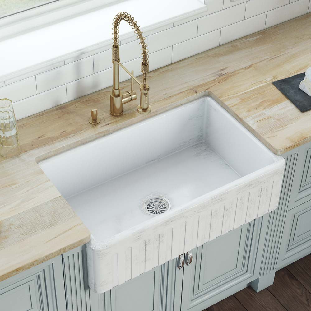 Ruvati Fiamma 33" x 20" Distressed White Single Bowl Fireclay Reversible Farmhouse Apron-Front Kitchen Sink