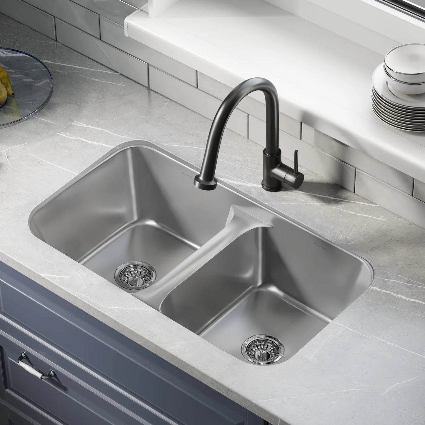 Swiss Madison Toulouse 32" Double Low Divide Stainless Steel Undermount Kitchen Sink