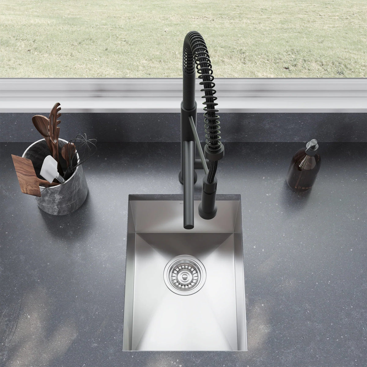 Swiss Madison Tourner 14" x 18" Single Stainless Steel Undermount Kitchen Sink