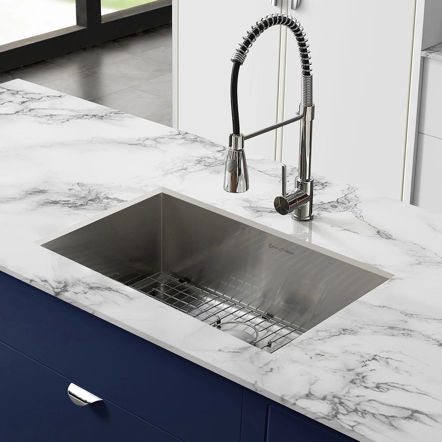 Swiss Madison Tourner 27" x 19" Single Stainless Steel Undermount Kitchen Sink