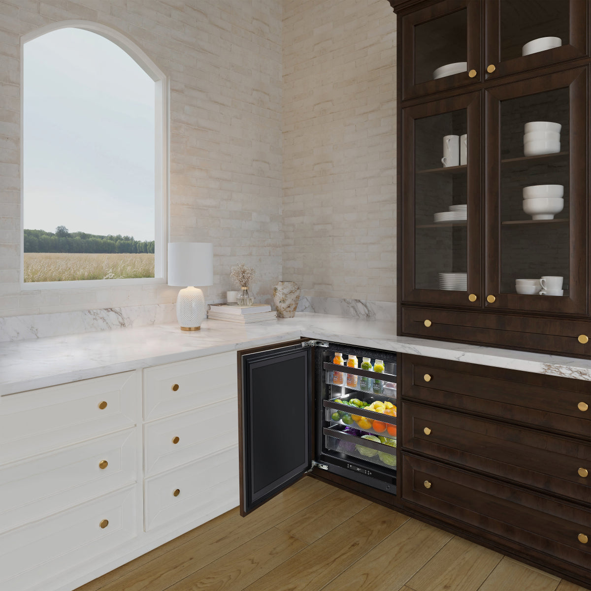 U-LINE URRE424 Seamless 24" Integrated Solid Frame Refrigerator